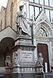 Памятник Данте у церкви Санта Кроче